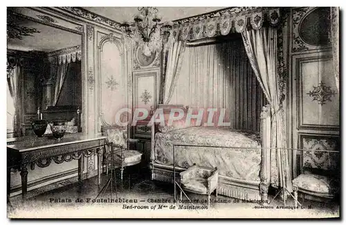 Ansichtskarte AK Palais de Fontainebleau Chambre a Commer de Madame de Malateon Bed room of m de Maintenon