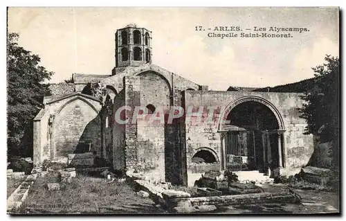 Cartes postales Arles Les Alyscamps Chapelle Saint Honorat