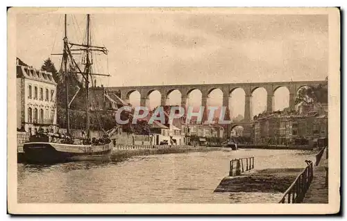 Ansichtskarte AK Morlaix Le Port Et Le Viaduc Bateau