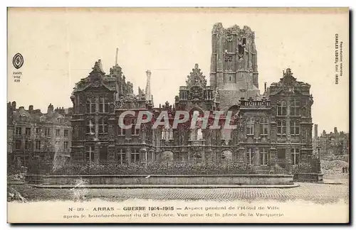 Cartes postales Arras Guerre Aspecte general de l&#39hotel de ville militaria