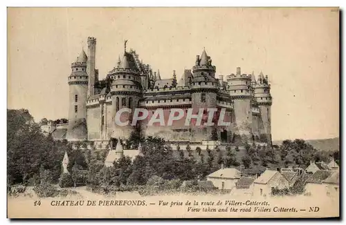 Cartes postales Chateau de Pierrefonds Vue prise de la route de Villers Cotterels