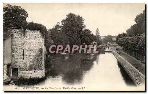 Ansichtskarte AK Montargis Le Canal et la Vielle Tour Peniche