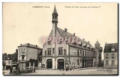 Cartes postales Clermont L&#39Hotel de Ville Construit Par Charles X