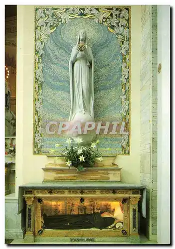 Cartes postales moderne Chapelle Notre Dame De La Medaille Miraculeuse Paris Statue de la vierge marie Rue du bac