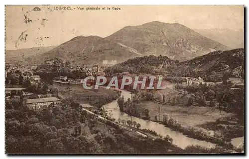 Cartes postales Lourdes Vue generale et le Gave