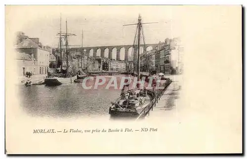 Ansichtskarte AK Morlaix Le Viaduc vue prise du Bassin a Flot Bateaux