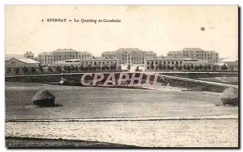 Cartes postales Epernay Le Quartier de Cavalerie Militaria