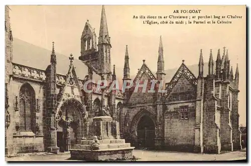 Cartes postales Ar Folgoat L&#39eglise Le portail et le calvaire