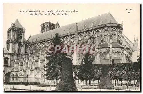 Cartes postales Bourges La Cathedrale Vue Prise Du Jardin de L'Hotel de Ville