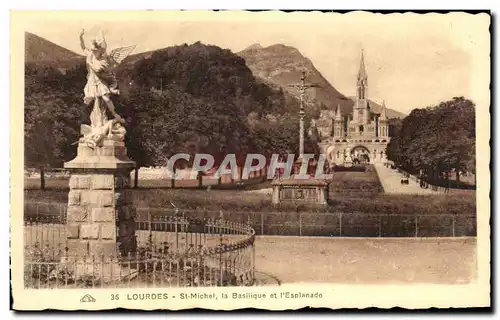 Cartes postales Lourdes St Michel La basilique et l&#39Esplanade