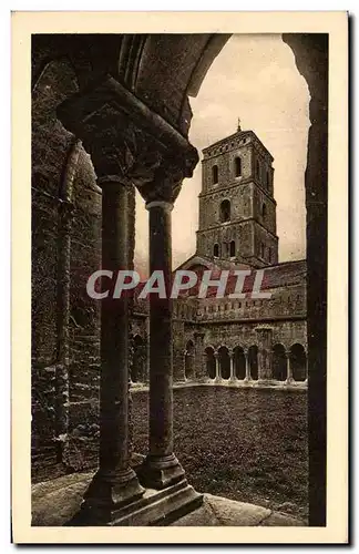 Ansichtskarte AK Arles Cloitre Saint Trophime Interieur du Cloitre et Clocher Saint Triophime