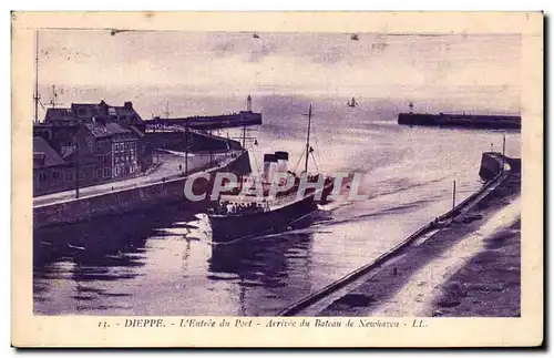 Cartes postales Dieppe L&#39Entree du Port Arrivee du bateau de Newhaven