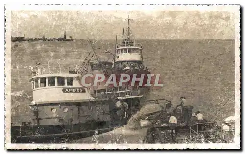 CARTE PHOTO Bateau de peche Ambes avant de couler