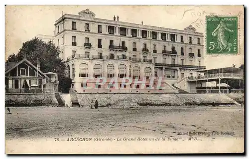 Cartes postales Arcachon Le Grand Hotel vu de la Plage