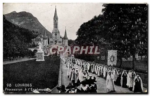 Cartes postales Lourdes Procession a l&#39Esplanade