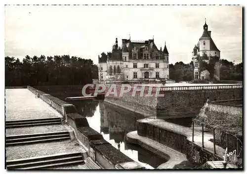 Cartes postales moderne Chenonceaux Le Chateau alle Thomas Bohier La Tour des Marques la Cour d&#39honneur et le Port