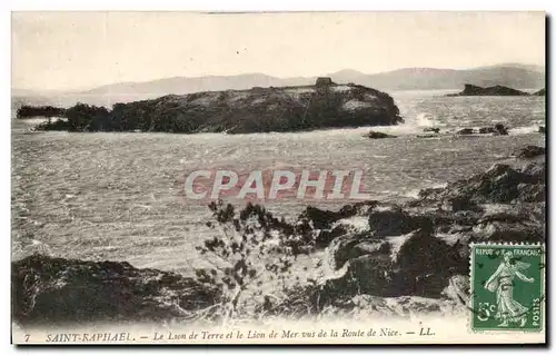 Cartes postales Saint Raphael Le Lion De Terre Et Le Lion De Mer Vus De La Route De Nice