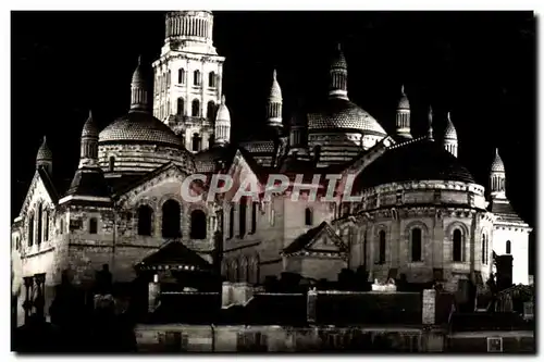 Cartes postales moderne Perigueux la Nuit La Cathedrale Saint Front