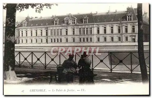 Cartes postales Grenoble Le Palais de Justice Femmes