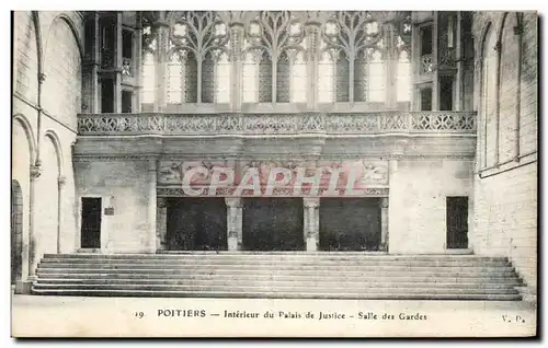 Cartes postales Poitiers Interieur du Palais de Justice Salle des Gardes