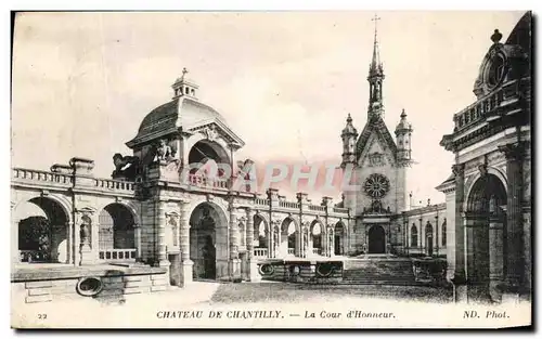 Cartes postales Chateau de Chantilly La Cour d&#39Honneur