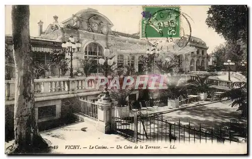 Cartes postales Vichy Le Casino Un Coin de la Terrasse