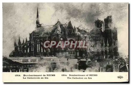 Ansichtskarte AK Bombardement de Reims La Cathedrale en Feu Militaria