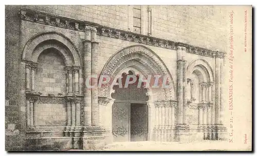Cartes postales Esnandes Facade De l'Eglise Fortifiee