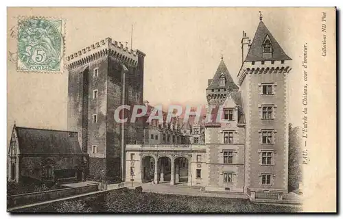 Cartes postales Pau L'entree du Chateau Cour d'Honneur