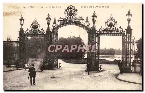 Cartes postales Lyon La Porte du Parc de la Tete d&#39Or et le lac