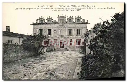 Cartes postales Soubise L&#39Hotel de Ville et L&#39Ecole Ancienne seigneurie de la Maison de Parthenay plus