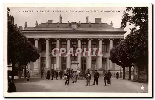 Ansichtskarte AK Nantes La Place De La Bourse Le Monument Du Colonel De Villebois Mareuil