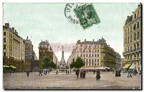 Cartes postales Lyon Le place de la Republique