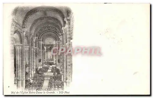 Cartes postales Poitiers Nef de l&#39Eglise Notre Dame la Grande