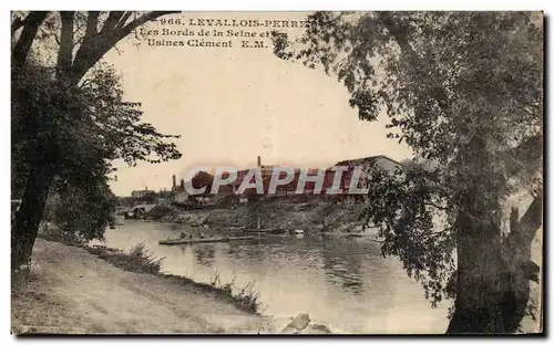 Cartes postales Levallois Perret Les Bords de la Seine et usines Clement