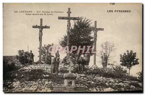 Ansichtskarte AK Lourdes Station du Calvaire Jesus meurt sur la Croix Les Pyrenees