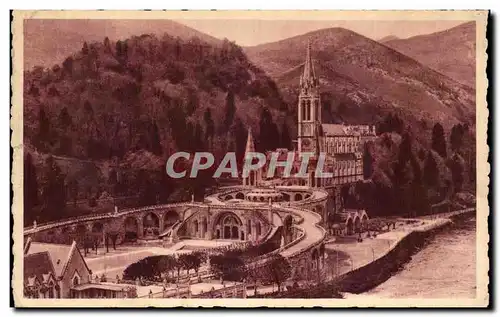 Cartes postales Lourdes Vue d&#39ensemble sur la Basilique
