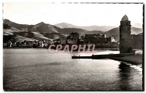 Cartes postales Collioure L&#39Eglise et les Alberes