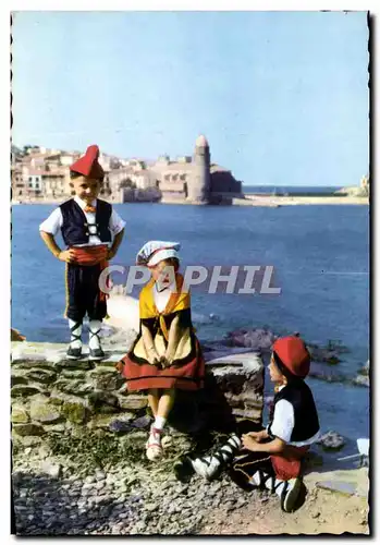 Moderne Karte Lumiere et Couleurs du Roussillon Collioure Jeunes Catalans Folklore