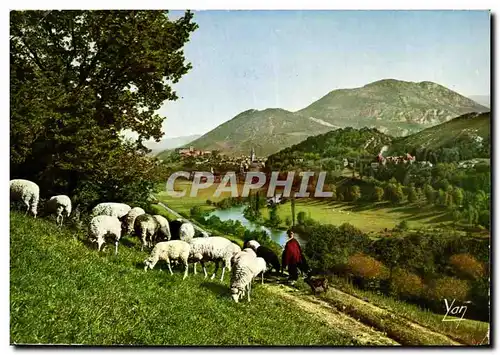 Cartes postales moderne Lourdes Nos Belles Pyrenees La Vallee et le Pic du Jer