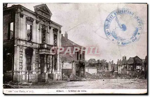 Cartes postales Albert L&#39hotel de ville Militaria