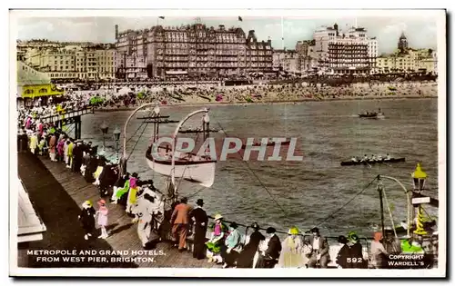 Ansichtskarte AK Metropole And Grand Hotels From West Pier Brighton