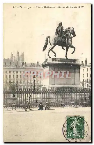 Ansichtskarte AK Lyon Place Bellecour Statue de Louis XIV