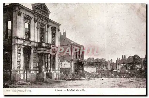 Cartes postales Albert L&#39Hotel de Ville Militaria