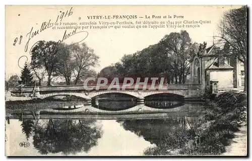 Cartes postales Vitry Le Francois Le Pont Et La Porte