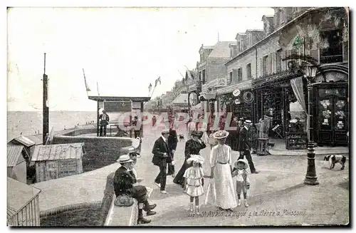 Cartes postales St Aubin La digue et la Pierre a poisson