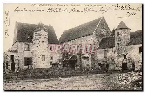 Cartes postales Coulommiers Ferme de l&#39Hopital Cour Interieure