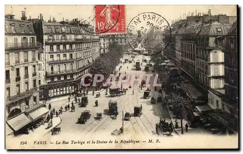 Cartes postales Paris La Rue Turbigo et la Statue de la republique