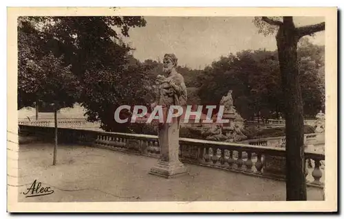 Ansichtskarte AK Nimes jardin de la Fontaine La Nymphee