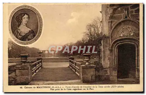 Ansichtskarte AK Chateau De Maintenon Porte D&#39Entree De l&#39Escalier D eLa Tour Carree